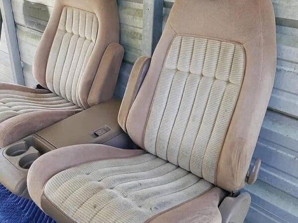 88-94 OBS Chevy GMC Sierra Seats and Console
