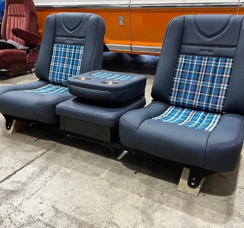 C10 Bucket Seats with Console and door Panels - Image 3