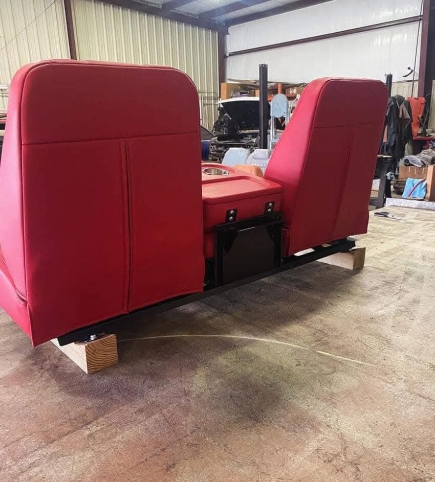 C10 Red bucket seats - Image 2