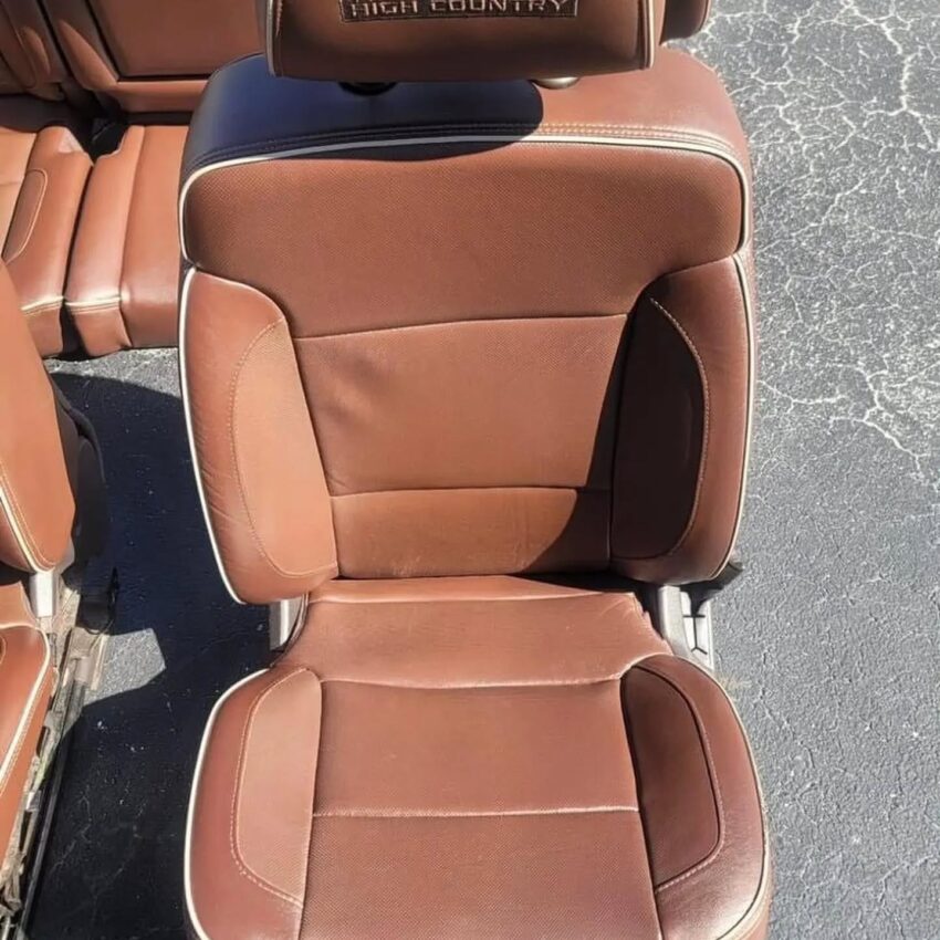 14-18 GMC Sierra Crew Cap Seats - Image 3