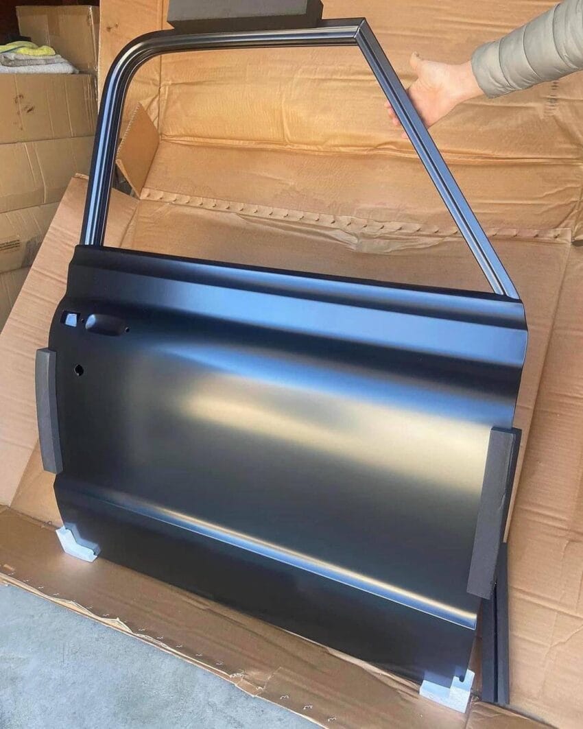 1970-72 C10 Doors - Image 2