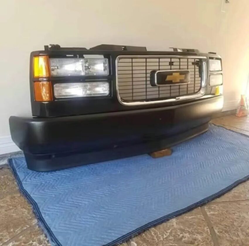 88-98 obs front grill - Image 2