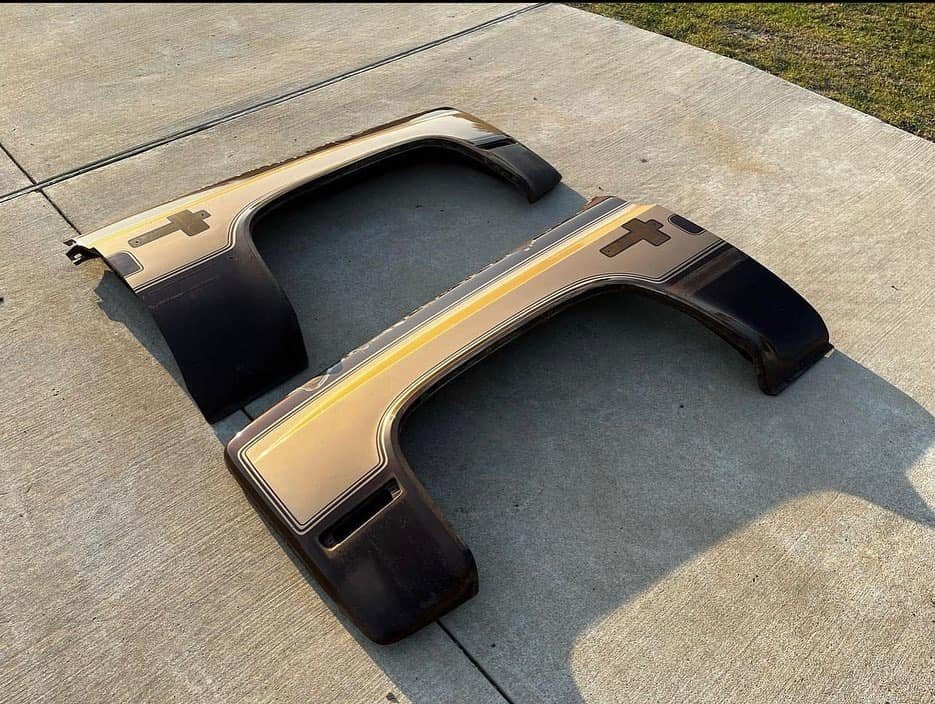 C10 doors and fenders - Image 2
