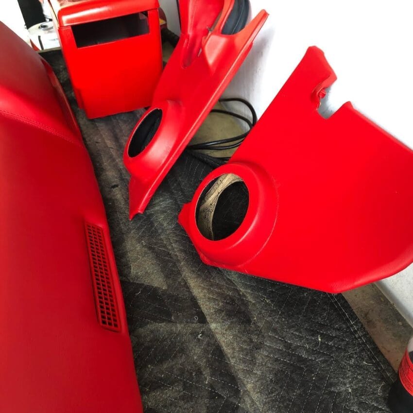 C10 red interior - Image 4