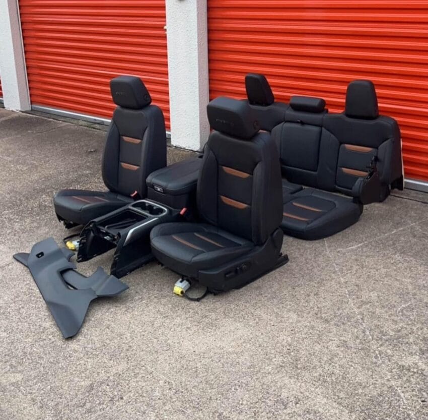 AT4 Sierra Leather Seats and Center Console - Image 2