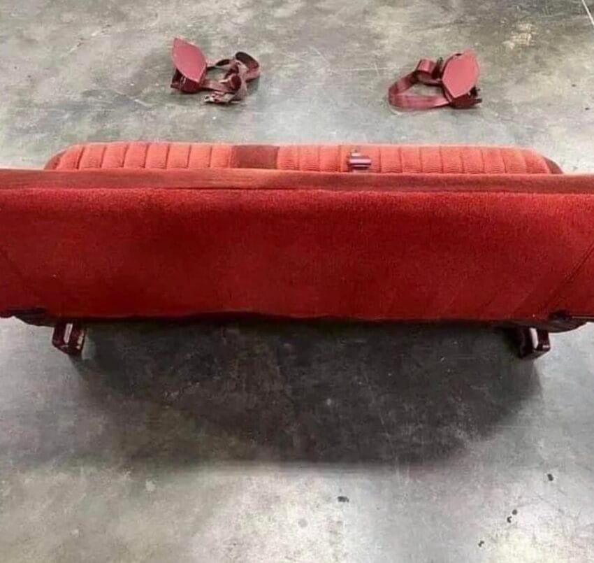 88-94 OBS Chevy Red Bench Seat - Image 3