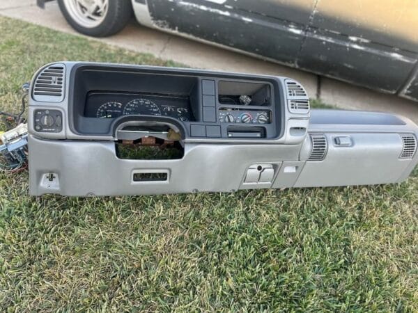 95-96 Chevy/GMC Dashboard