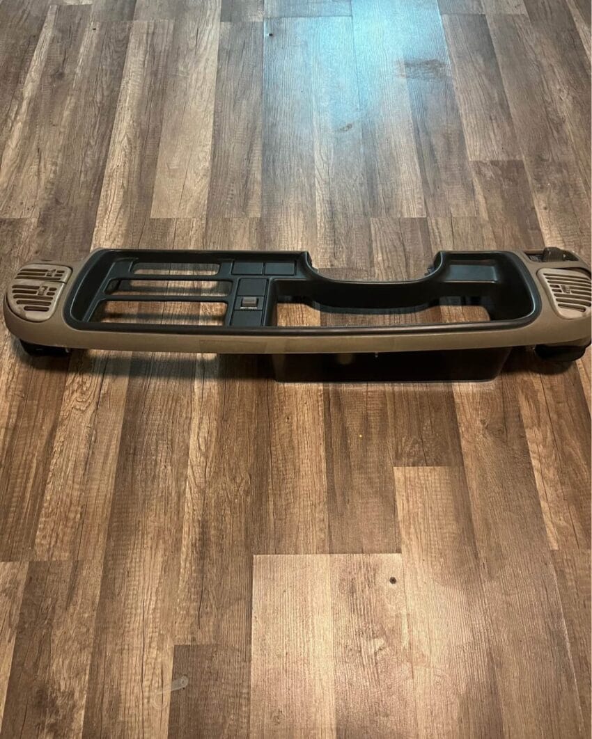 1997 OBS Dash Radio Bezel - Image 2