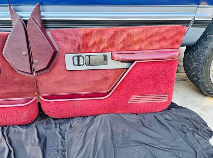 88-94 Maroon Chevy Door Panels - Image 4