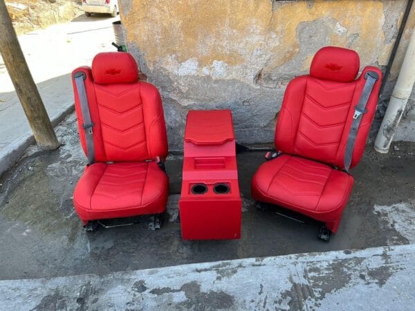 99-06 obs chevy silverado red bucket seats and center console
