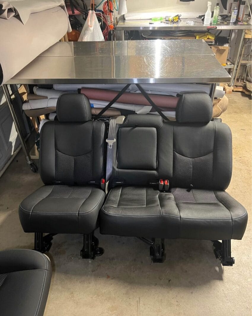 2004-06 Chevrolet Silverado Back Seats