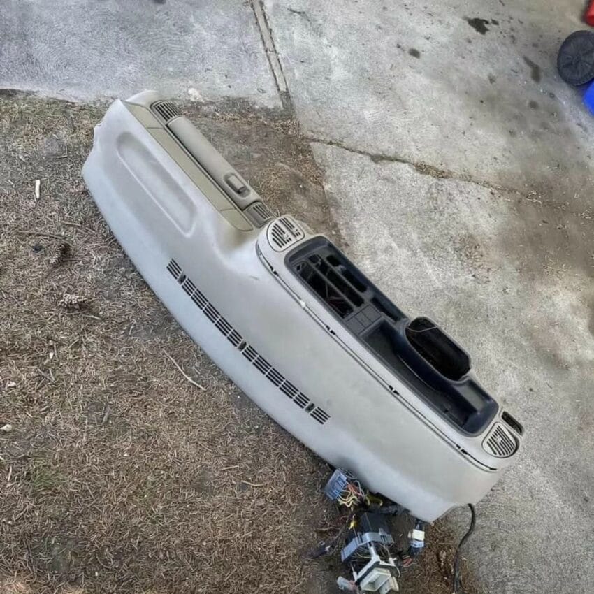 1995-1999 GM Tahoe Yukon Dashboard