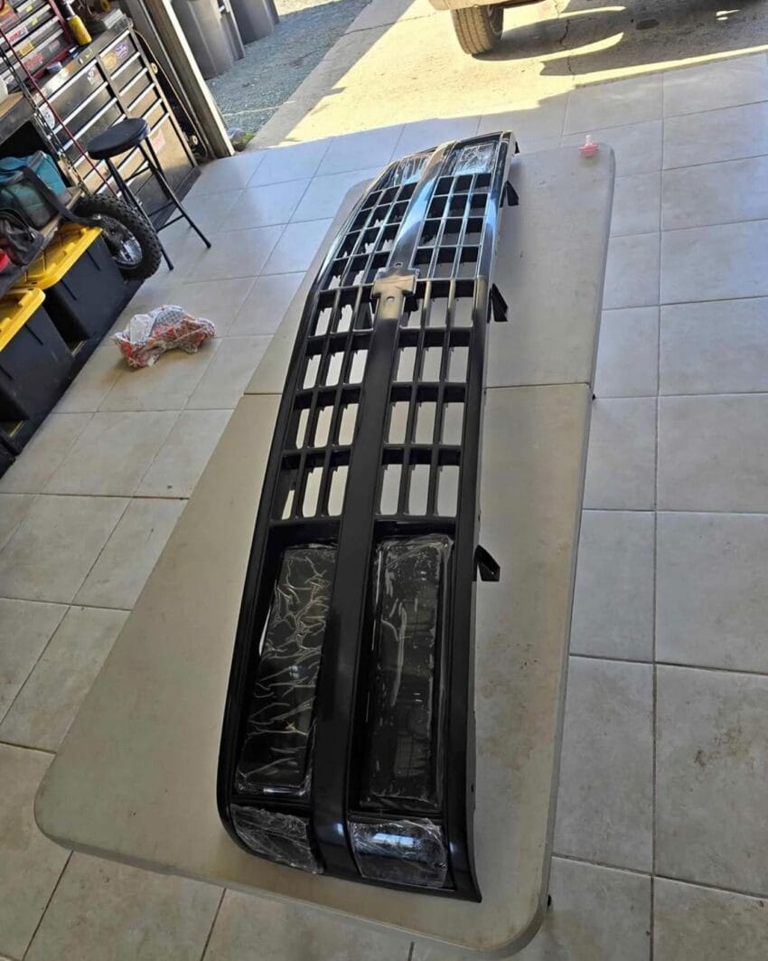 88-94 Chevy Grill for sale