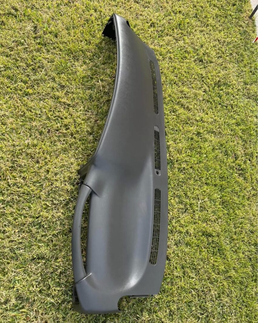 99-06 GM Dash pad