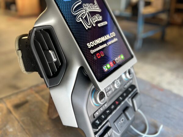 2018-2022 Chevy Silverado / GMC Sierra iPad PRO dash mod