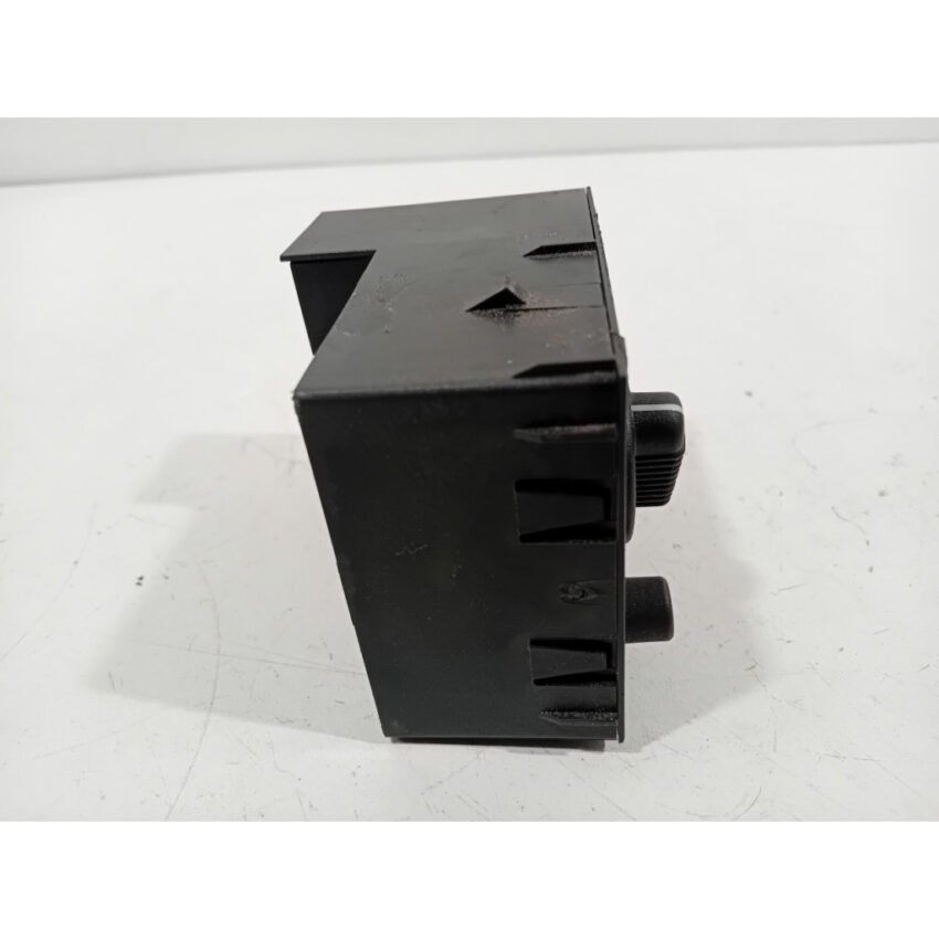 2000 - 2004 GMC Sierra Light switch - Image 4