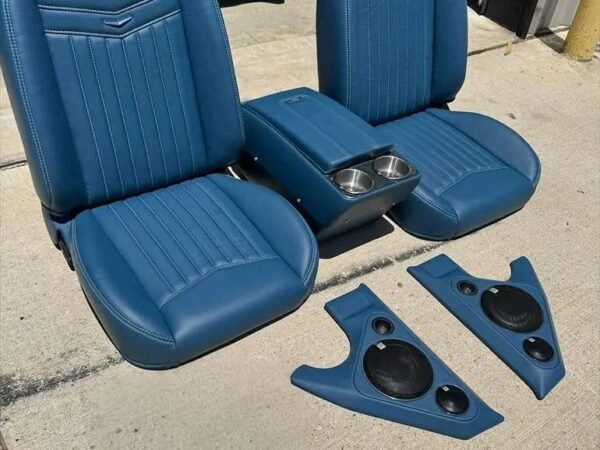 Chevy 1971 K5 Blazer Seats