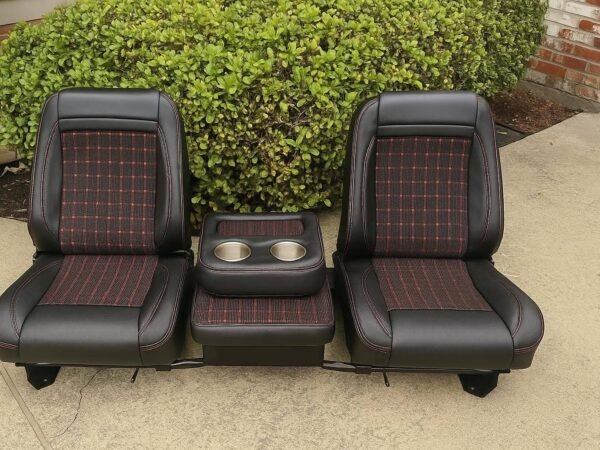 Black/Red Plaited C10 Bucket Seats