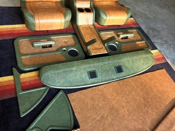 Ford F100 Full Custom Interior