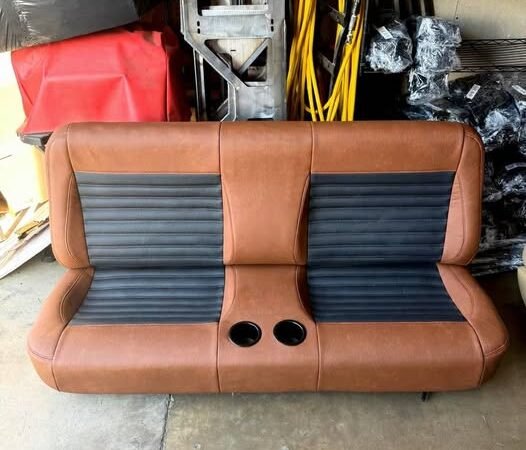 Distressed buck SCS 22 with distressed black inserts and black cups