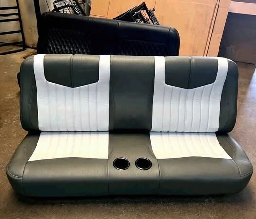 Classic granite ET with classic black wisp channels