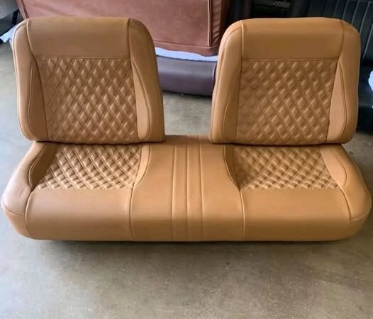 Classic riser double diamond bucket back bench seat