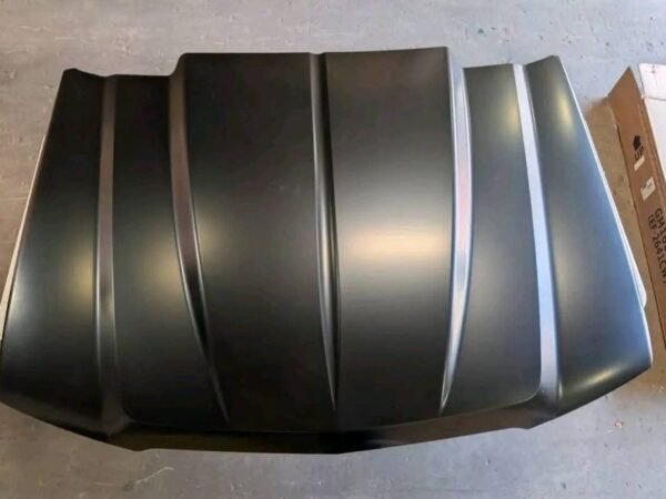 Cowl Induction Hood for 2003–2006 Chevy Silverado & Avalanche