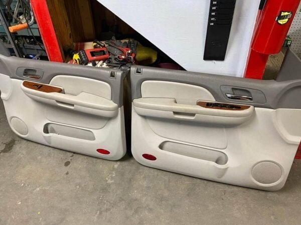 07-09 Yukon Tahoe Escalade Door Panels